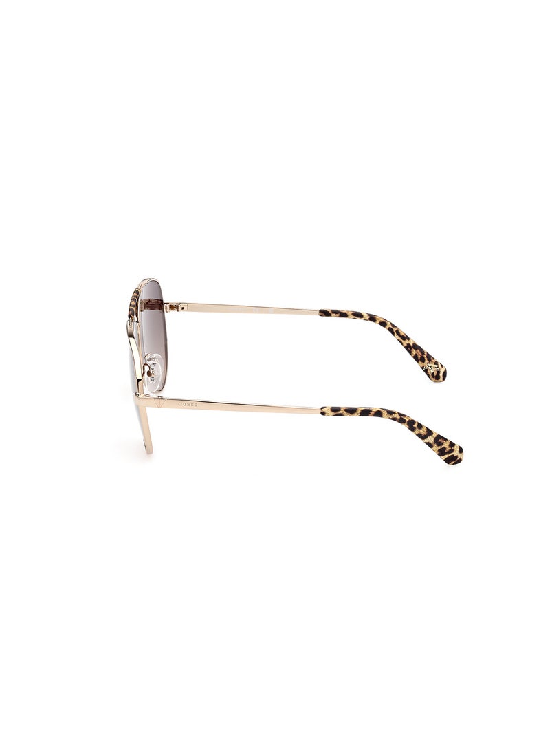 GUESS Unisex UV Protection Pilot Sunglasses - GU520932F61 - Lens Size: 61 Mm - Image 2